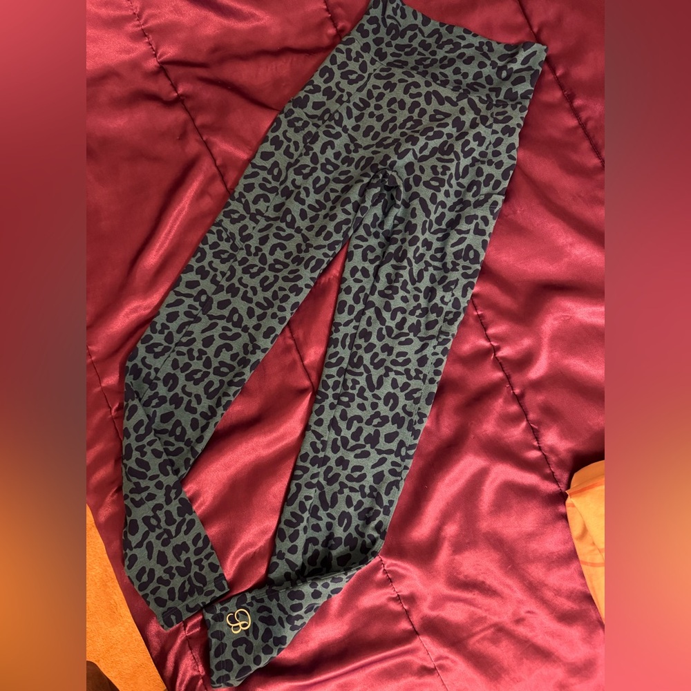 Bombshell Sportswear Blue Leopard Print Leggings Size XS
